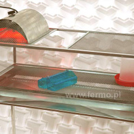 Odchowalnik dla piskląt z lampą halogenową i termostatem